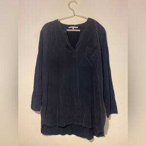 Gerard Darrel Paris women’s size 4 dark blue career blouse